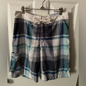 Men’s American Eagle plaid swim / board shorts size medium